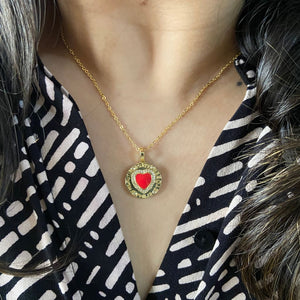 Red Heart Medallion Necklace Mozaati