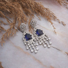 Load image into Gallery viewer, Reva Earrings
