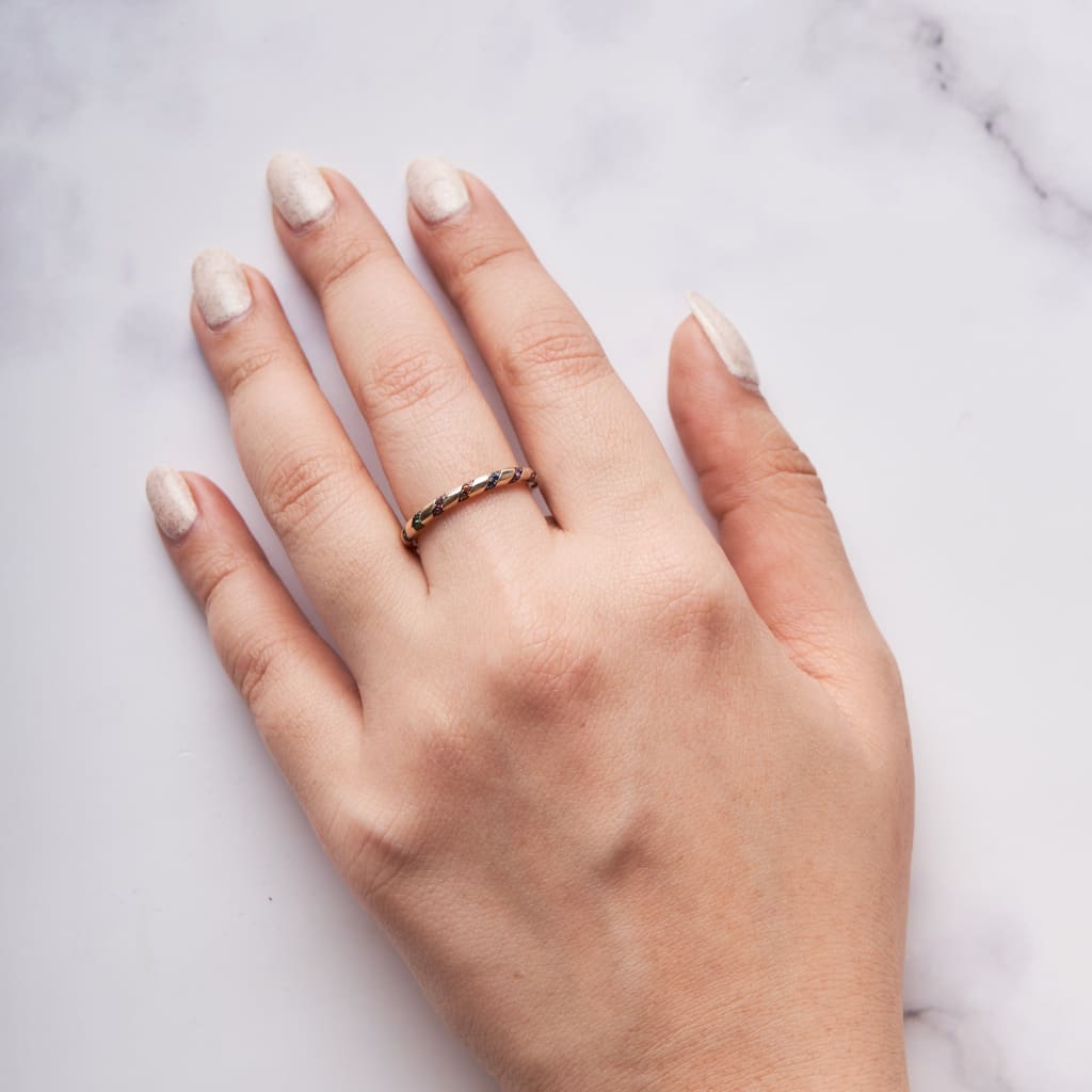 Slanti Ring