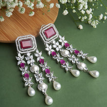 Load image into Gallery viewer, Sylvia Earrings

