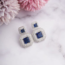Load image into Gallery viewer, Tamia Earrings
