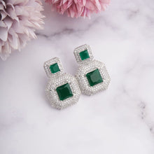 Load image into Gallery viewer, Tamia Earrings
